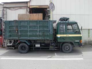 ４ｔダンプ車　４４７２